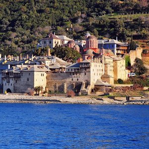Ιερά Μονή Ξενοφώντος