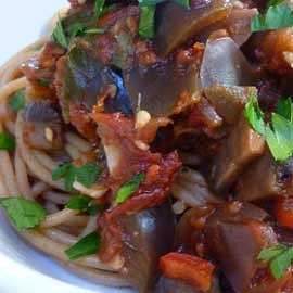 Spaghetti with Aubergine Sauce