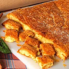 Γλυκιά Μπουγάτσα με Τυρί