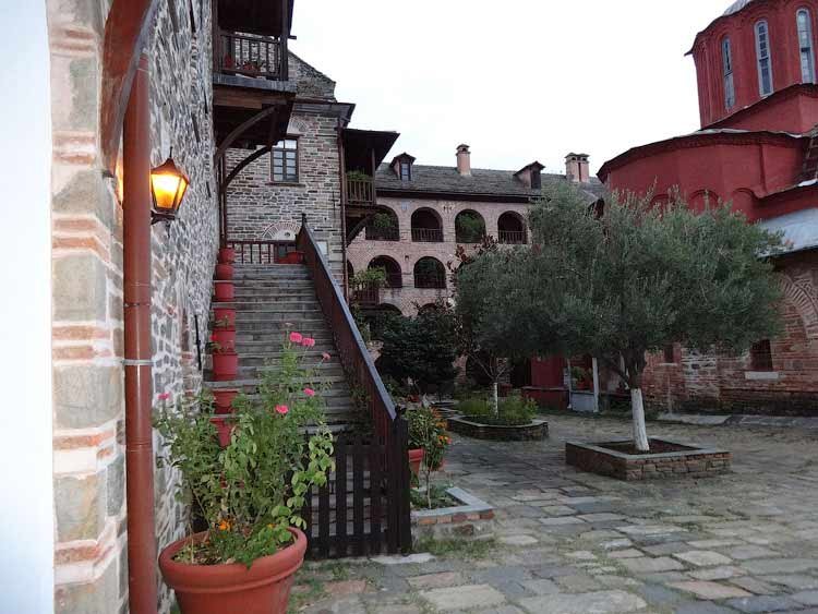 Ιερά μονή Κουτλουμουσίου