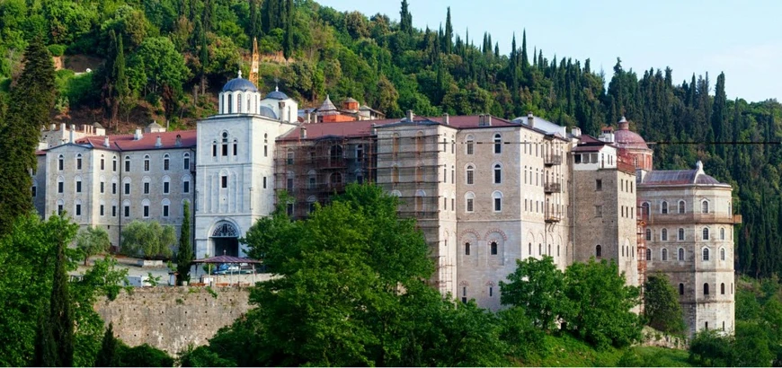 Holy Monastery of Zografou: the monastery with the three miraculous icons of Saint George and Virgin Mary Epakouousa
