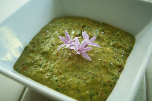 Garlic Sause with Spinach (Skordalia)