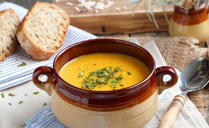 Veloute Vegetable Soup