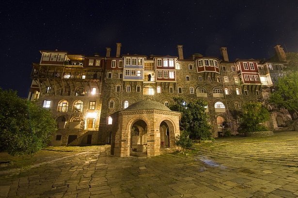 festive-days-mount-athos-monasteries